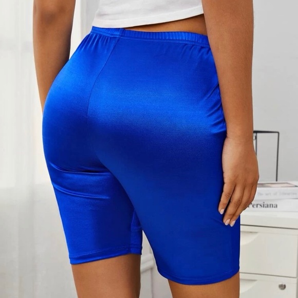 Satin biker shorts - Picture 2 of 2